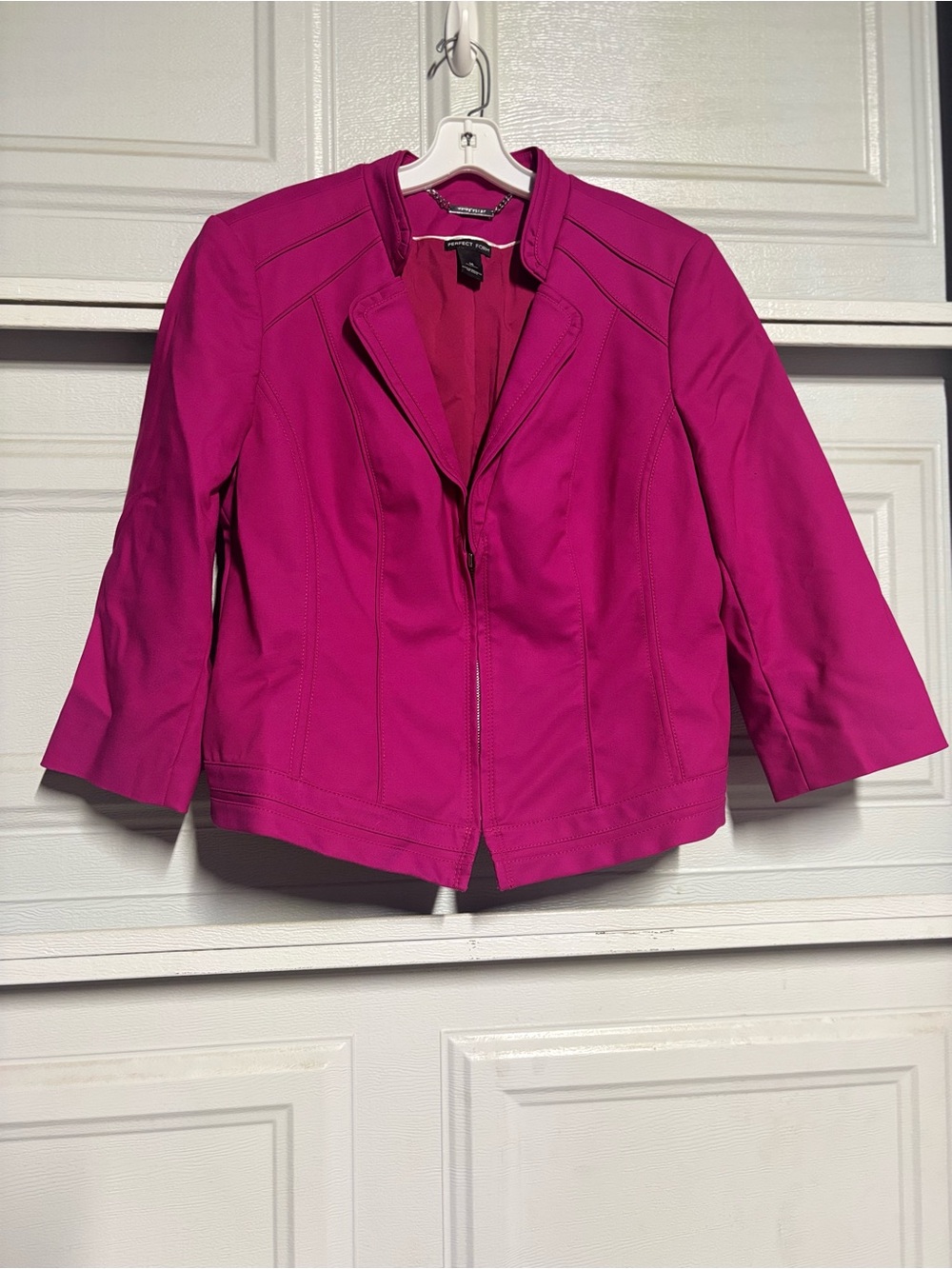White House Black Market Fuchsia Zip-Front Structured Blazer